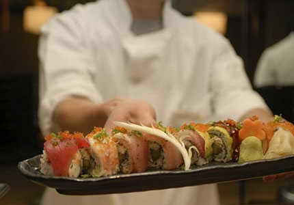 赴北欧芬兰寿司厨师